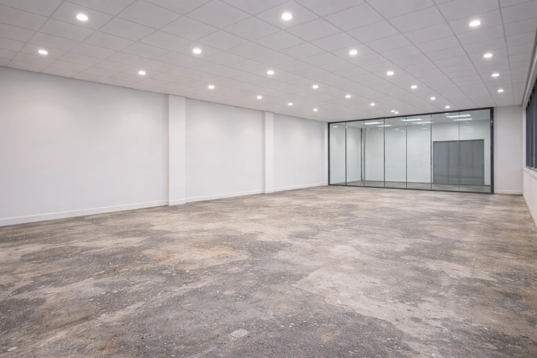 Renovatiewerken vloer kantoorruimte